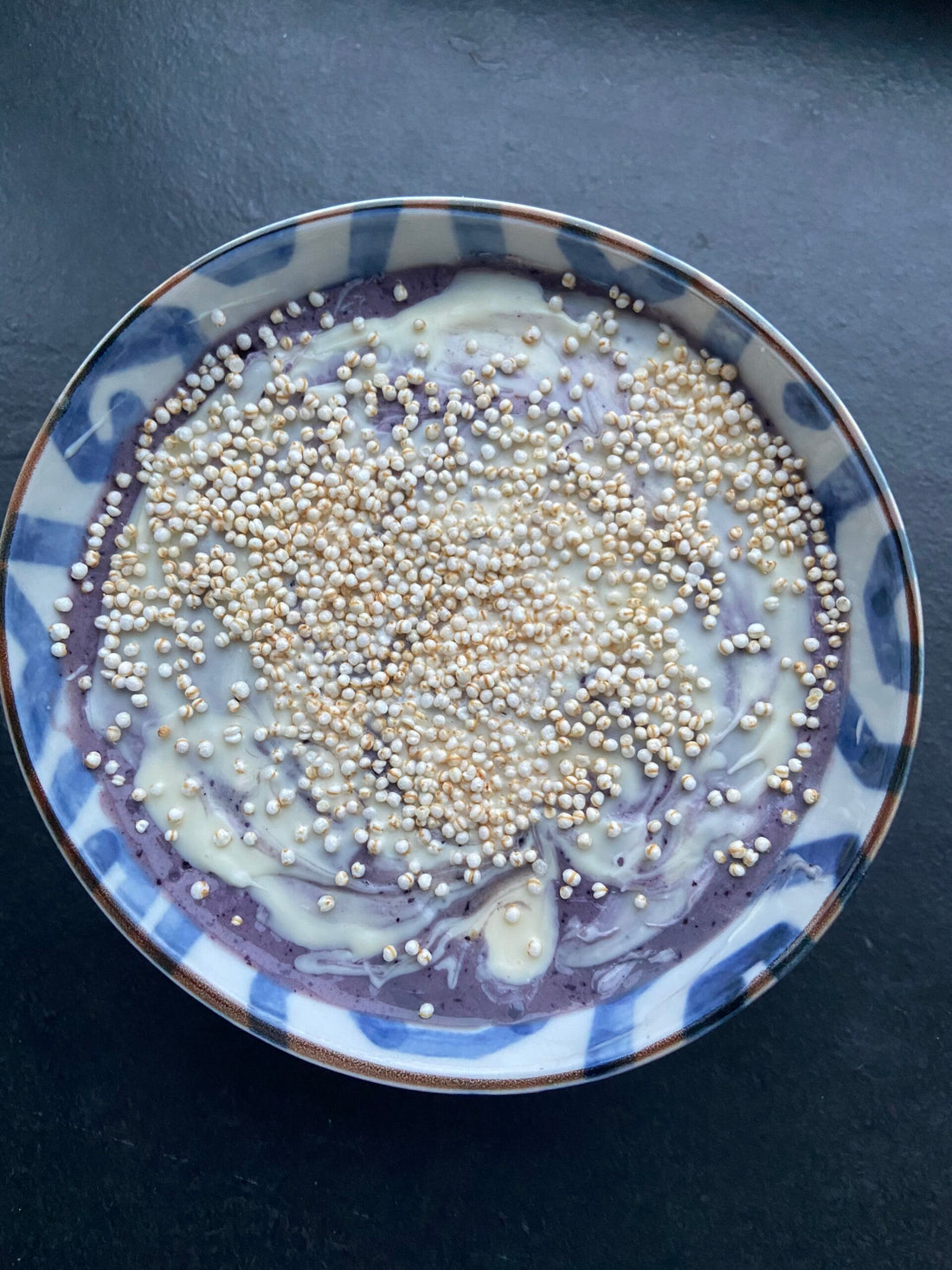 Blueberry white-choco Smoothiebowl